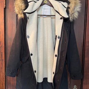 Aritzia Community Military Edition Autonomy Fishtail Parka X-Small